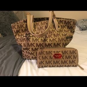 Michael Kors Purse & Wallet